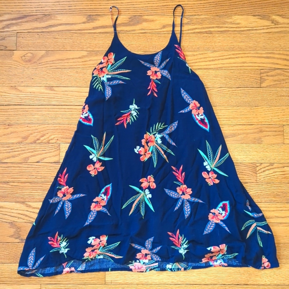 Kiwi and Punch Sundress Womens Medium Blue Floral Beach Hawaiian Flowy Light